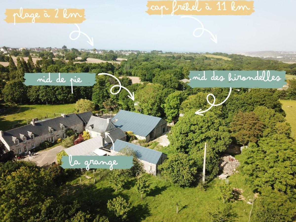 La Ville Es Renais - Ferme Et Maison D'Hotes Insolite Erquy Eksteriør bilde