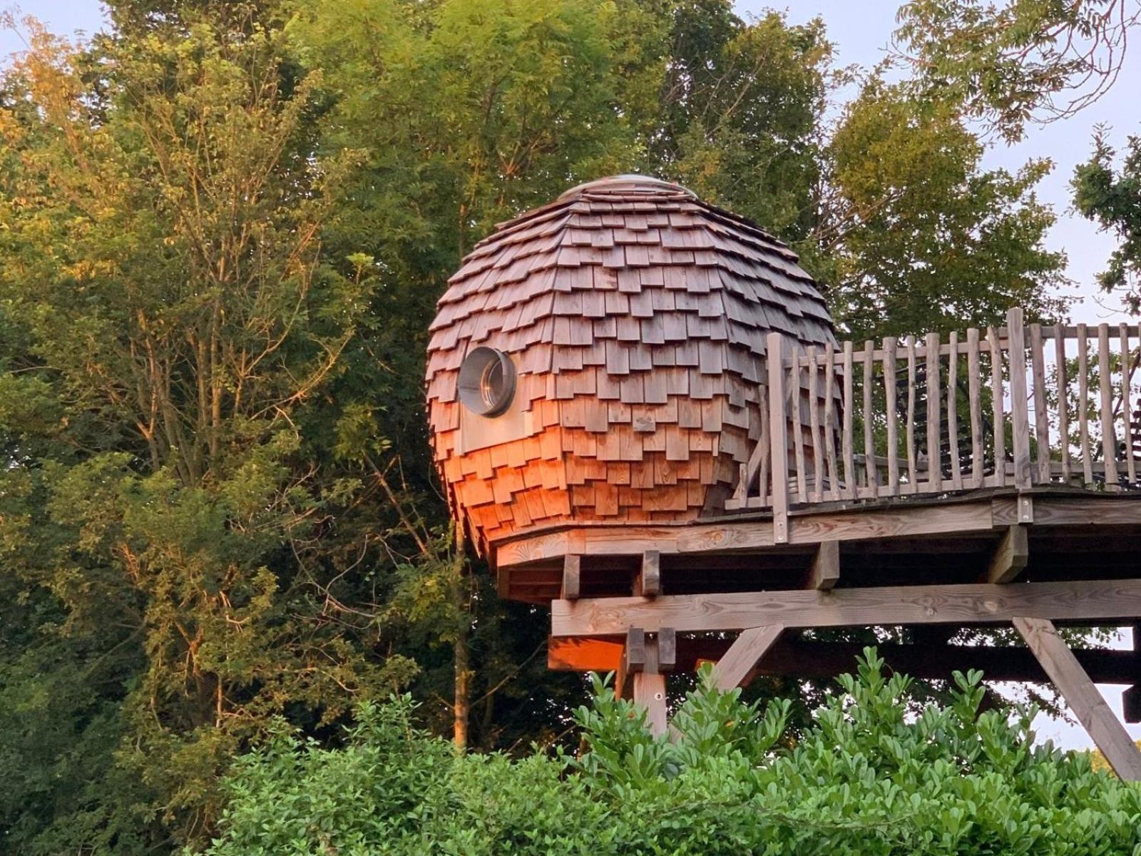 La Ville Es Renais - Ferme Et Maison D'Hotes Insolite Erquy Eksteriør bilde